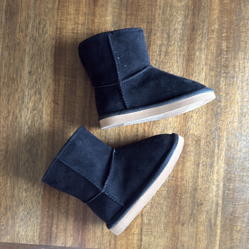 Cozy Black Kids Boots Toddler 6 - Picture 2 of 6